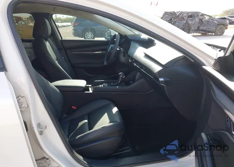 2024 Mazda Mazda3 2.5 S Preferred z USA, uszkodzony, nr VIN 3MZBPACM5RM412530